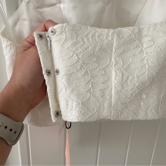 Fame and Partners Jassie Lace Top and Skirt Set - Picture 7 of 14